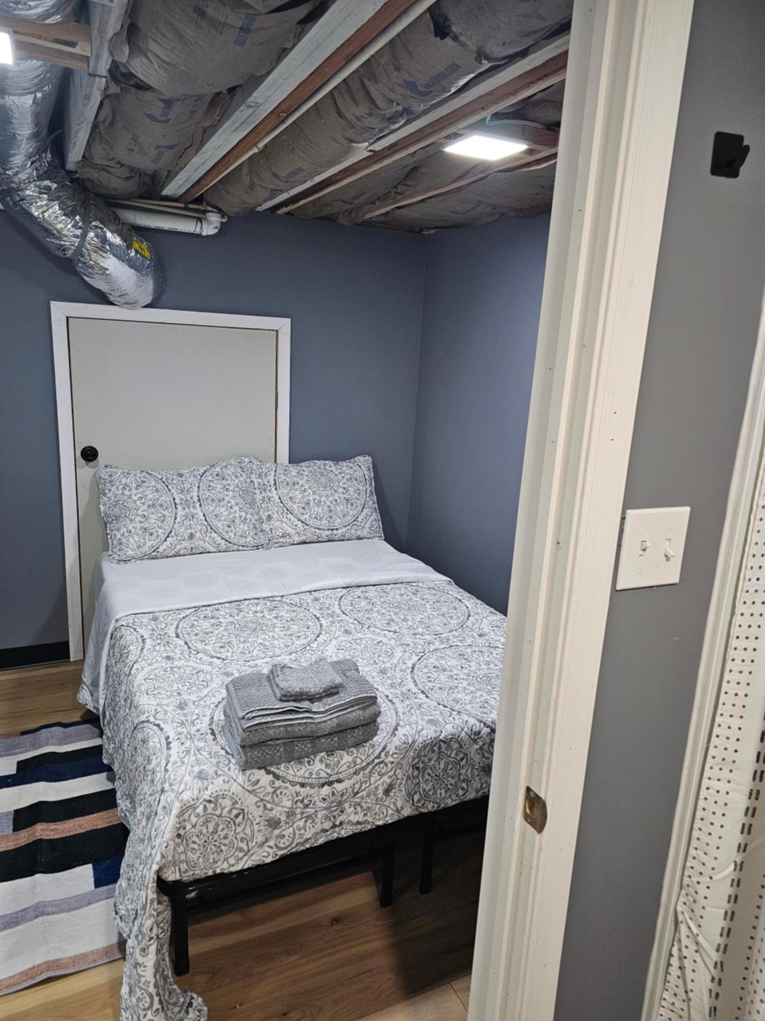 Studio Apartment In Baltimore City Exterior photo